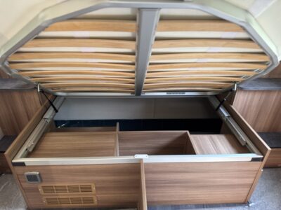 2026 Auto-Trail Imala 730 motorhome storage under bed